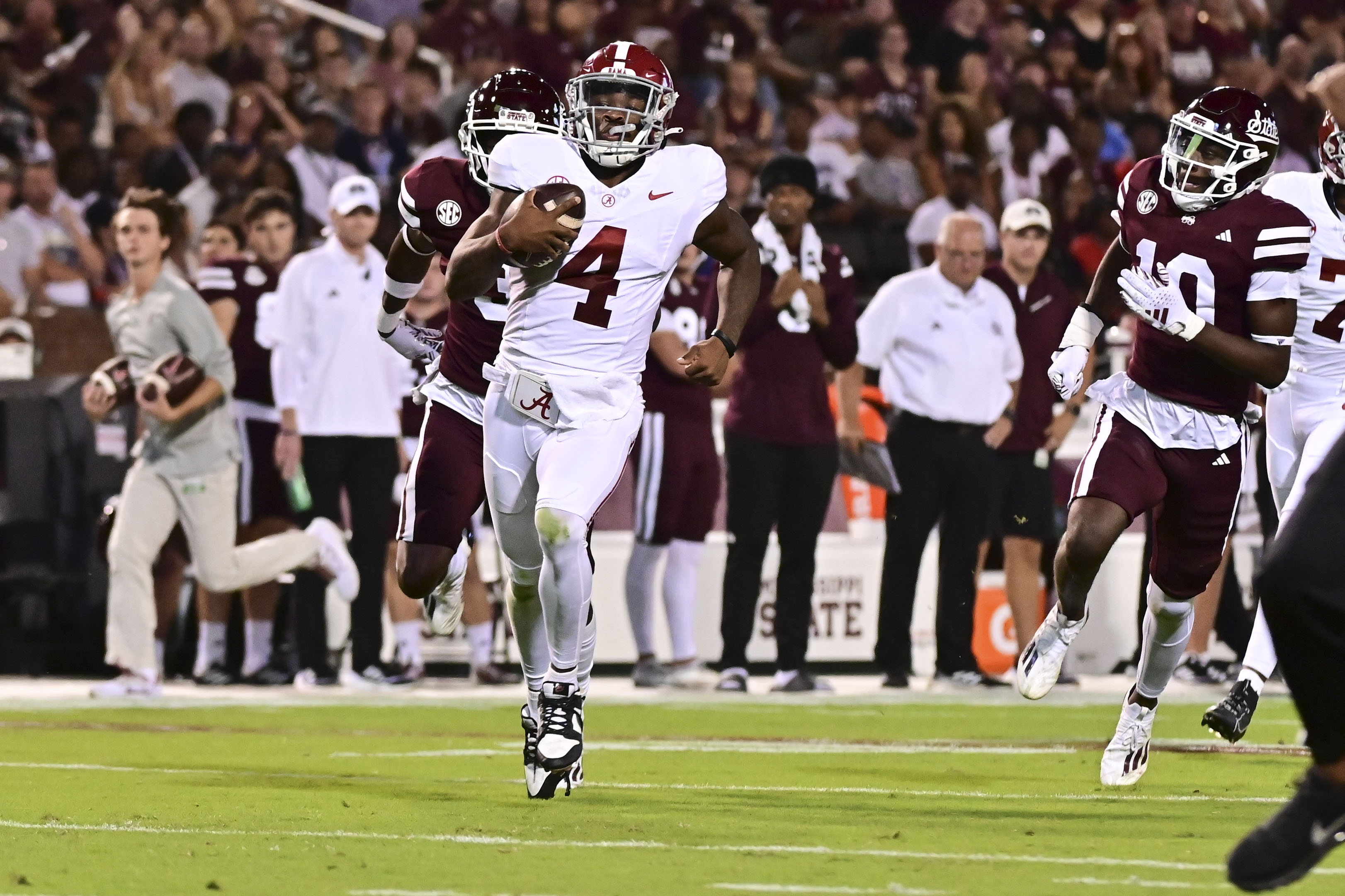 NCAA Football: Alabama at Mississippi State