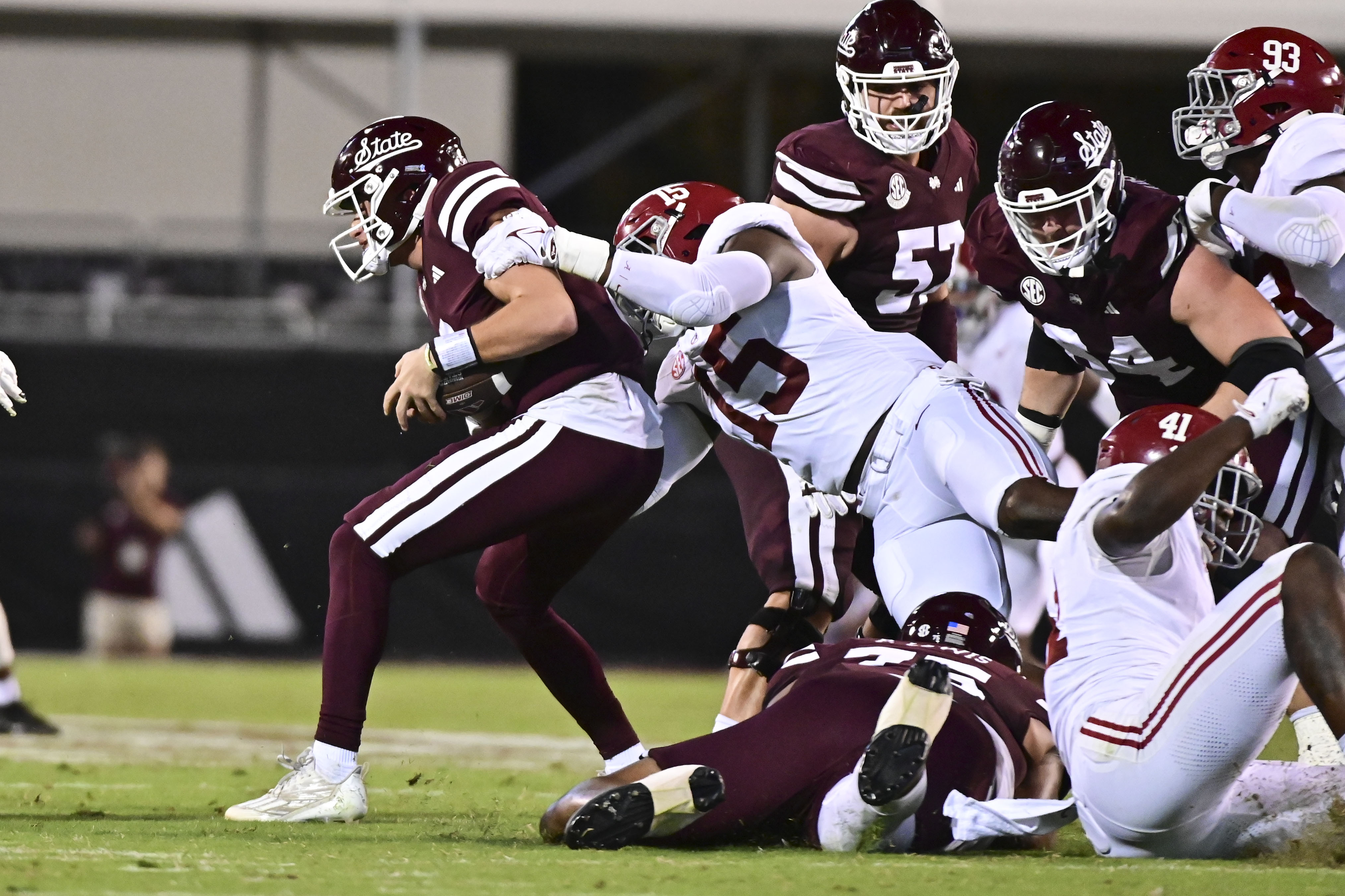 NCAA Football: Alabama at Mississippi State