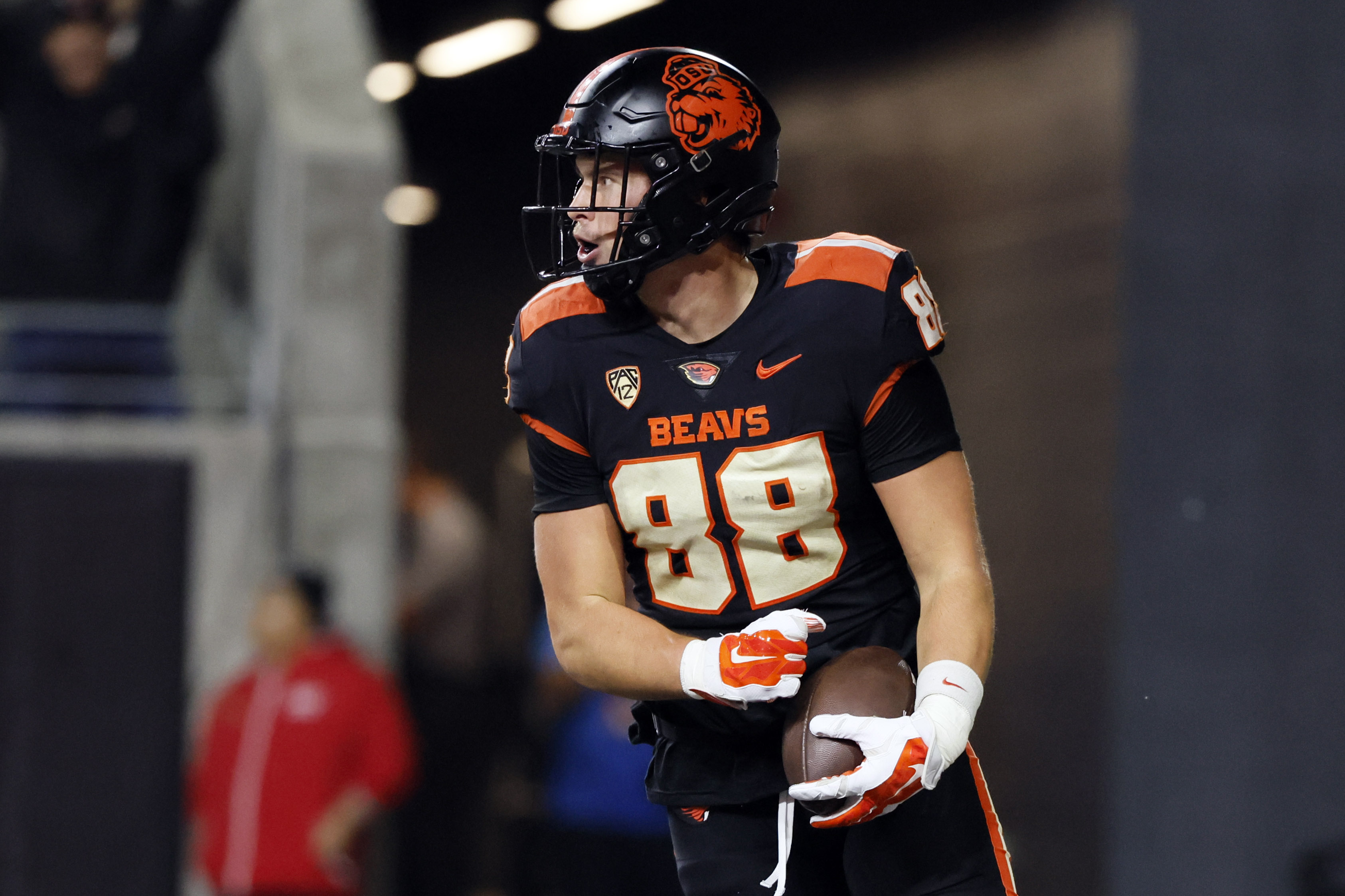 NCAA Football: UCLA at Oregon State